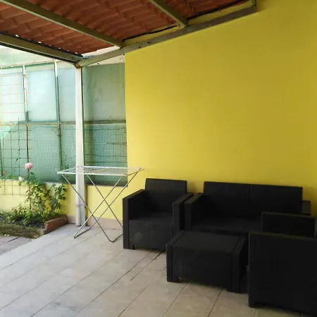 2 Bedrooms House With Furnished Terrace And Wifi At 8 Km Away From The Будинок відпочинку
